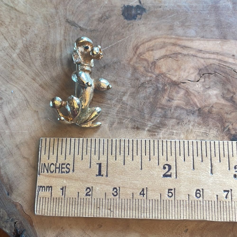 Vintage Signed Sarah Coventry French Poodle Dog Brooch - Picture 4 of 5